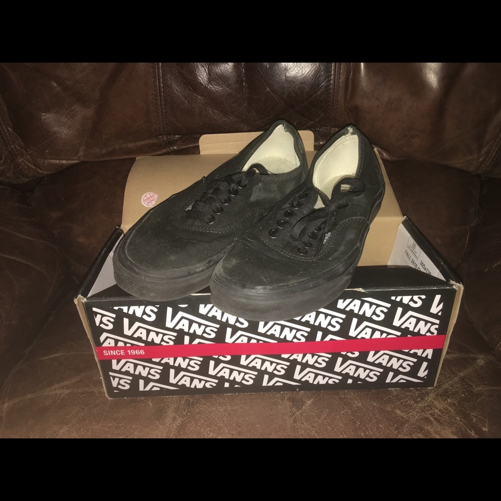Black Vans!